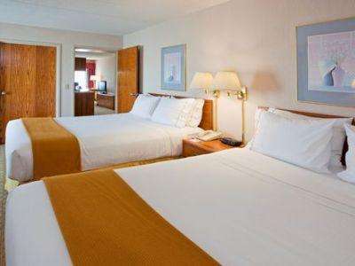 Hotel Express Janesville-i-90 & Us Highway 14 By Ihg