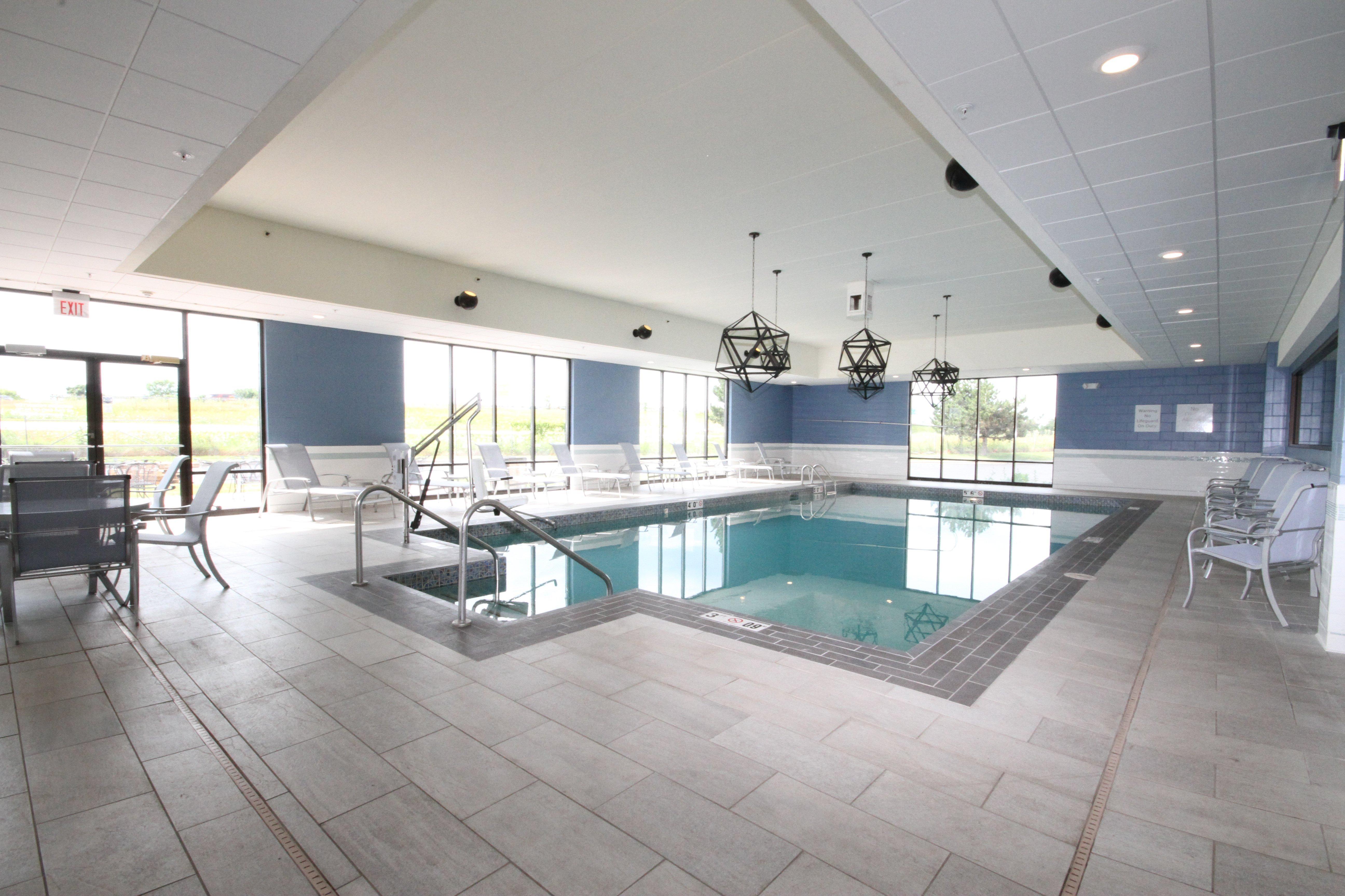 Hotel Holiday Express Janesville-i-90 & Us Highway 14 By Ihg 2*