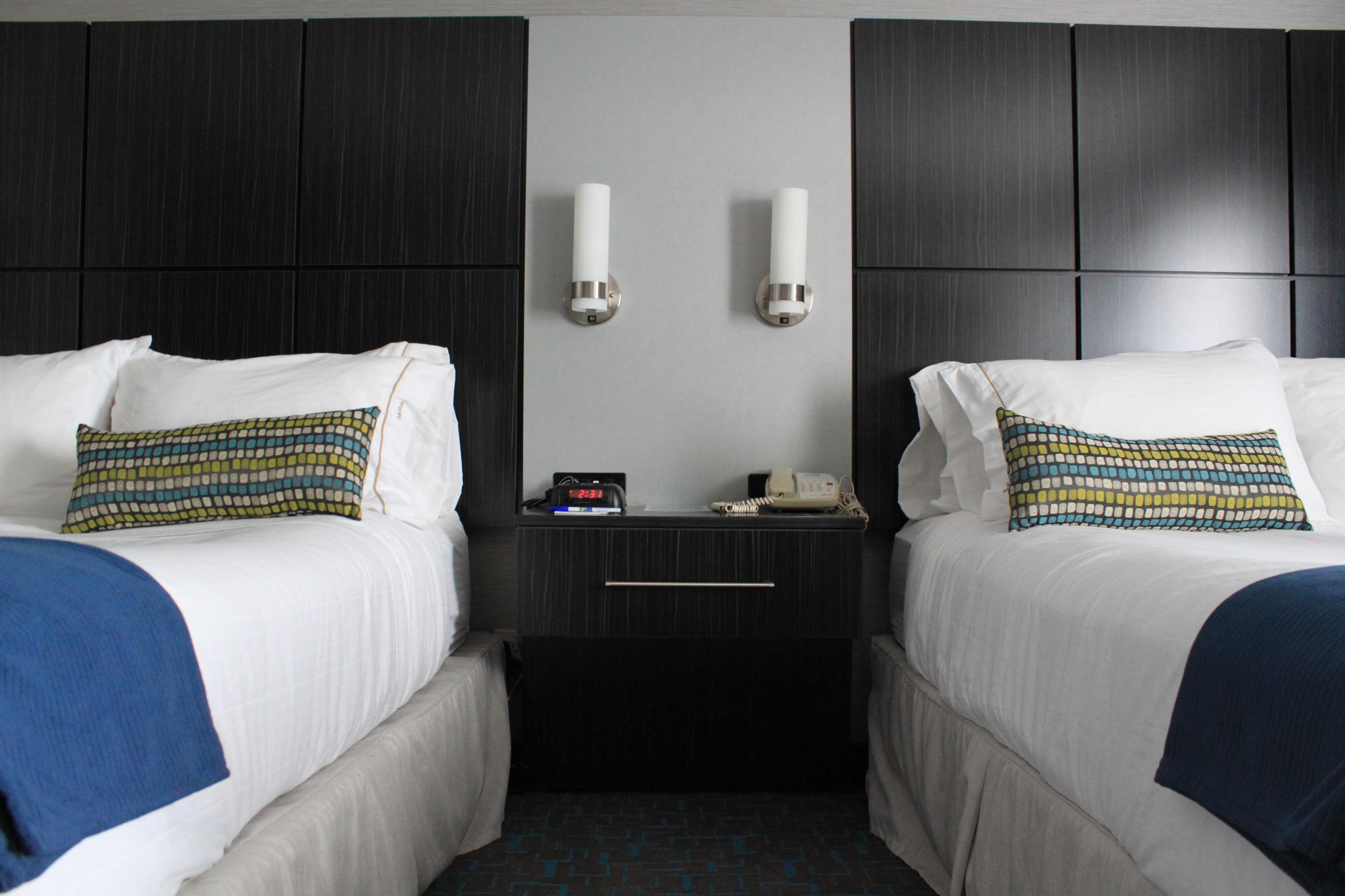 Express Janesville-i-90 & Us Highway 14 By Ihg 2* Janesville