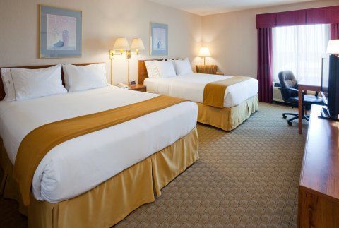 Express Janesville-i-90 & Us Highway 14 By Ihg 2*