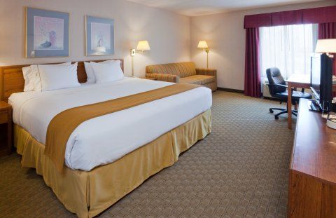 Hotel Express Janesville-i-90 & Us Highway 14 By Ihg